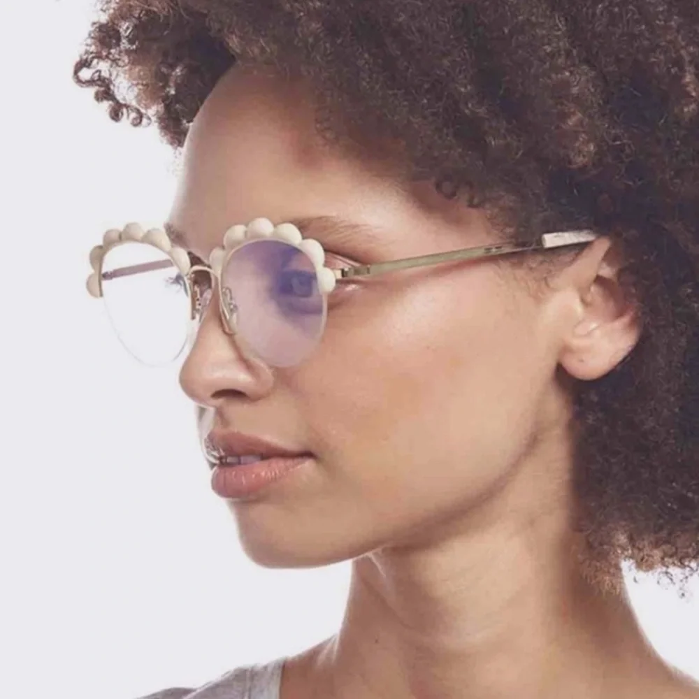 NEW The Book Club Shady Flattering's A Cover Blue Light Glasses Ivory